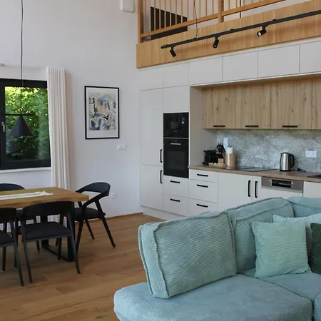 Villa Vista *